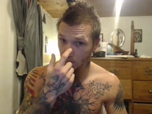 Schaue hungandtatted's Cam Show @ Chaturbate 12/02/2017