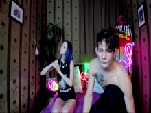 Schaue richard_and_cindy's Cam Show @ Chaturbate 11/11/2019
