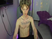 Schaue chester_curly's Cam Show @ Chaturbate 18/06/2022